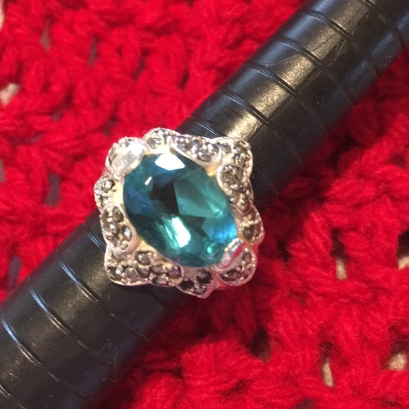 Vintage Sterling London Blue Topaz - Picture 3 of 4